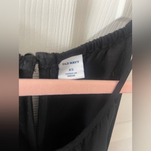 Old Navy Black Sleeveless Romper - Picture 2 of 4